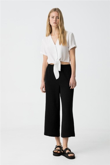 PANTALON CON GOMA FLUIDO NEGRO