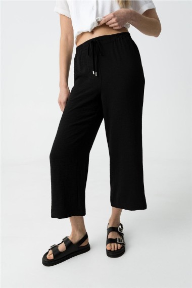 PANTALON CON GOMA FLUIDO NEGRO