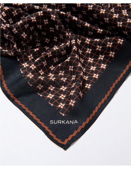 PAÑUELO ESTAMPADO NEGRO