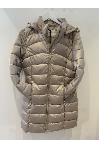 PARKA LARGA ACOLCHADA BEIGE PARKA LARGA ACOLCHADA BEIGE