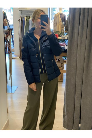 PARJA CORTA ACOLCHADA AZUL MARINO PARJA CORTA ACOLCHADA AZUL MARINO