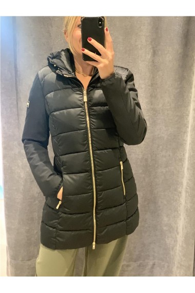 PARKA LARGA NEGRO PARKA LARGA NEGRO