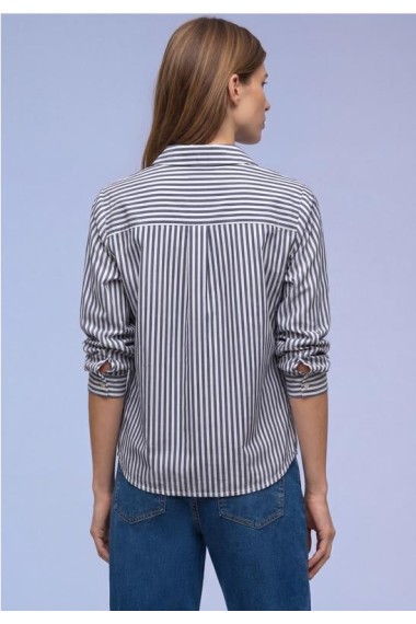 BLUSA RAYAS 2