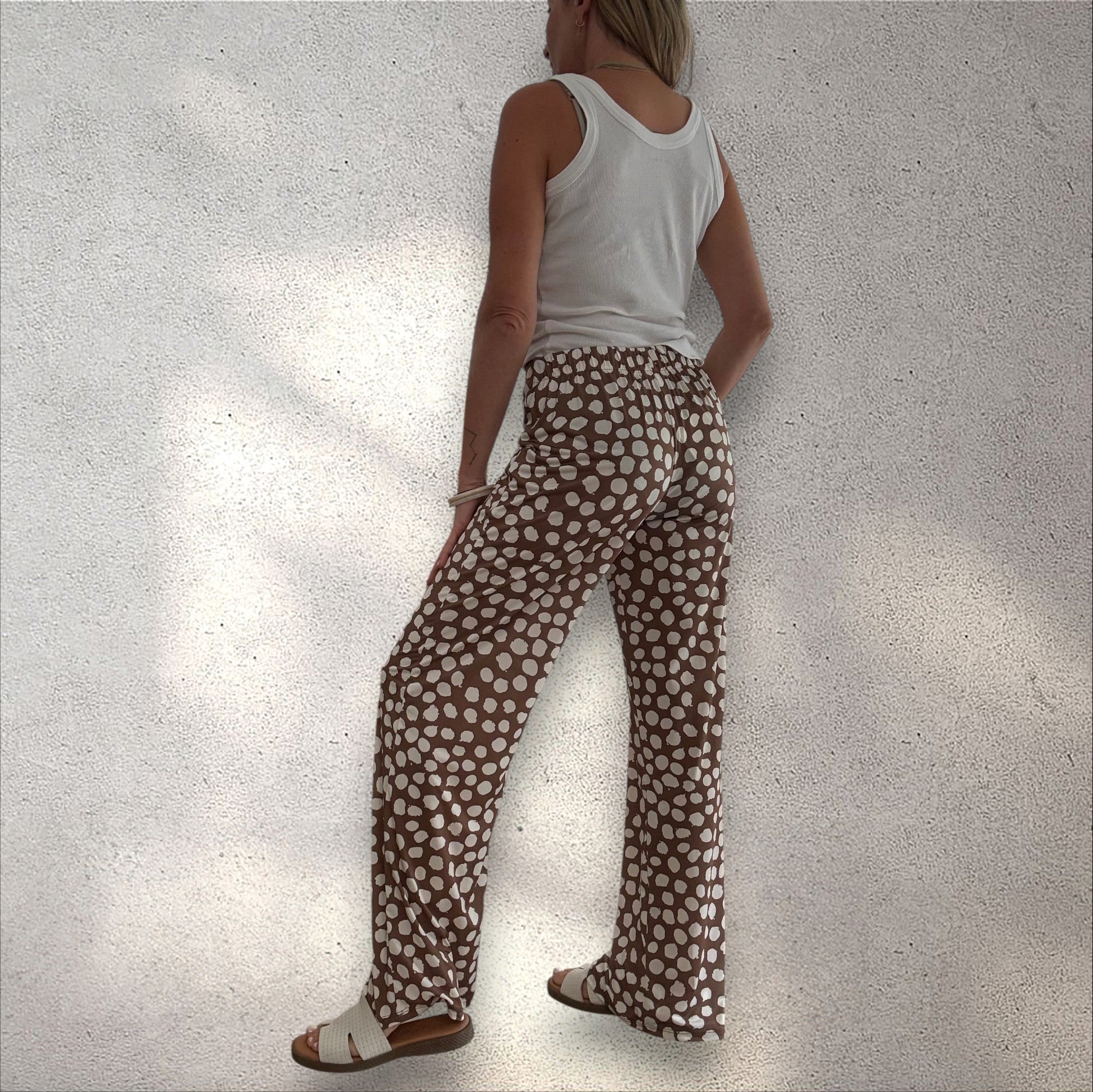 Pantalón punto frío estampado caqui (Copia)