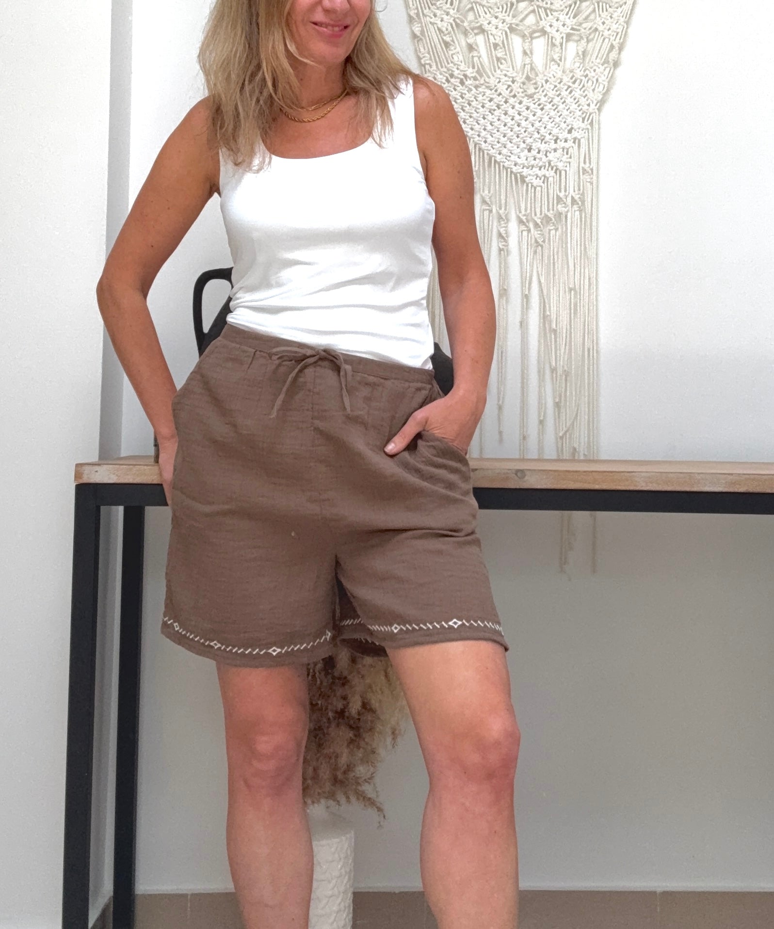 Short detalle cenefa