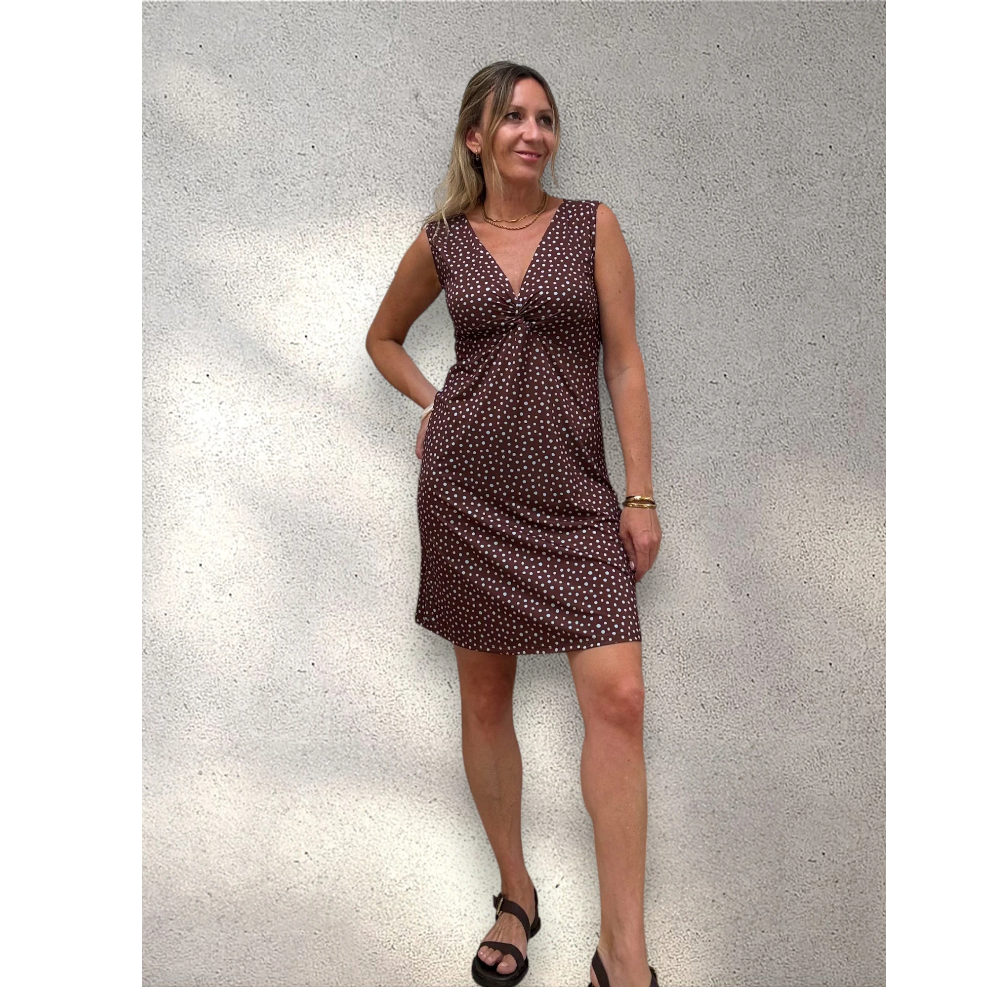 Vestido punto frío topito choco