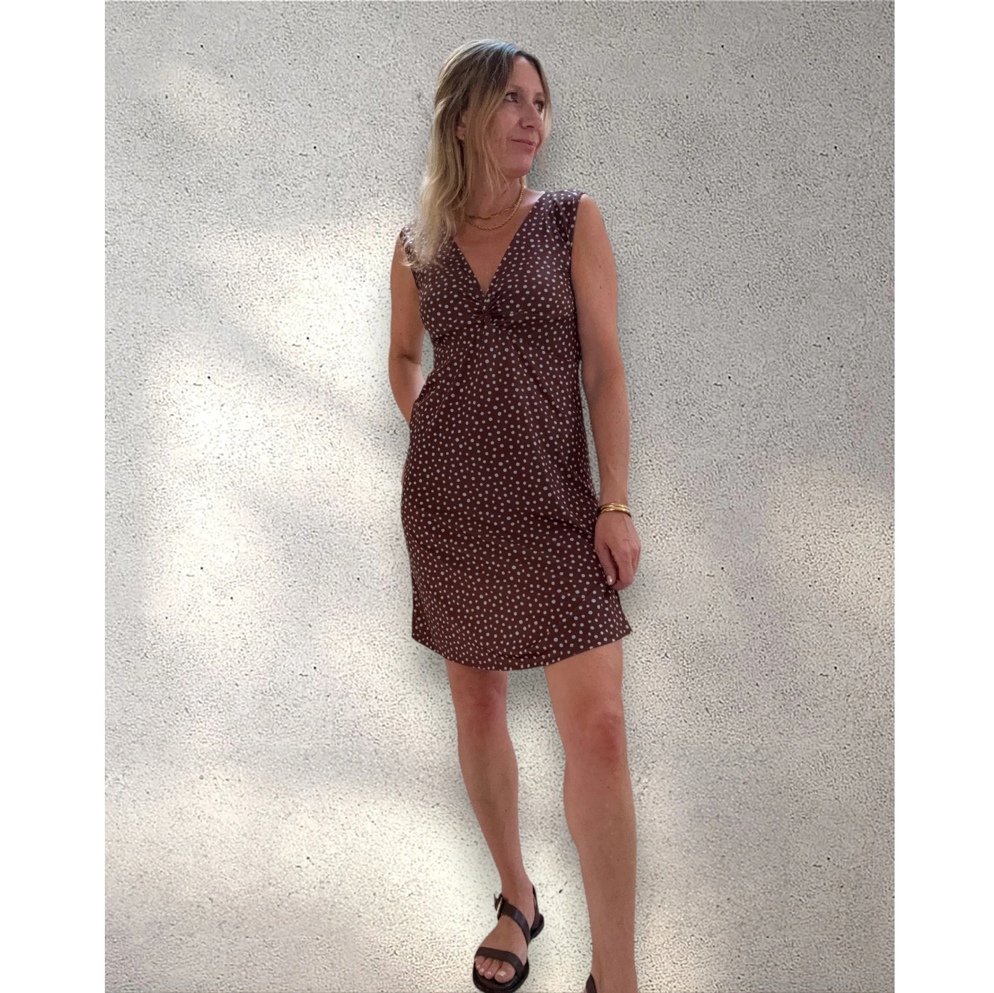 Vestido punto frío topito choco
