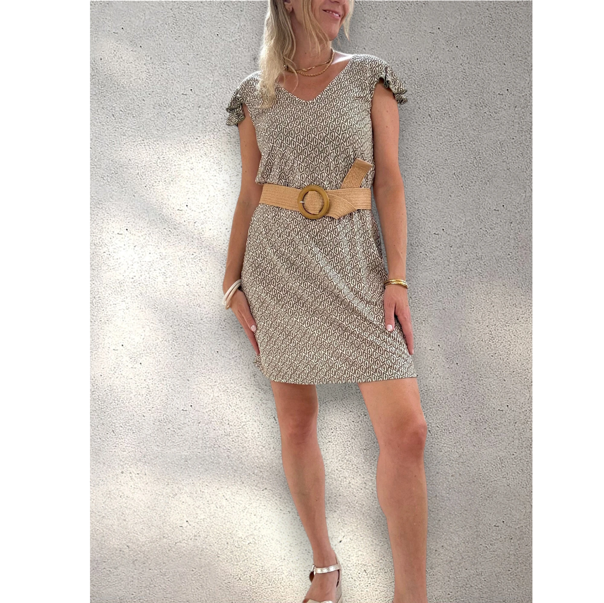 Vestido punto frío manga volante caqui