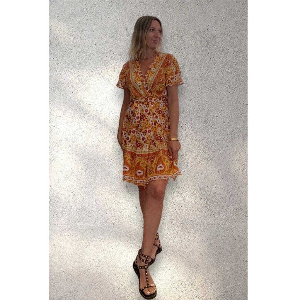 Vestiido cruzado amarillo